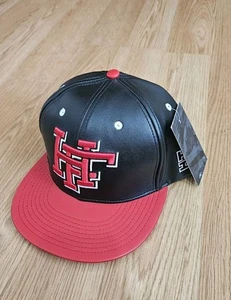Neu im Karton HIIH • Hawaii's Finest • Mütze SnapBack rot weiß schwarz gefüttert HiFi M/L - Bild 1 von 6