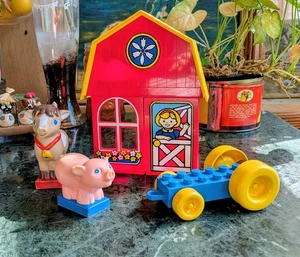 Oldtimer Tyco Super Blöcke Traktor Basis Bauernhaus Teile Kuh Schwein Spezialstücke - Bild 1 von 7