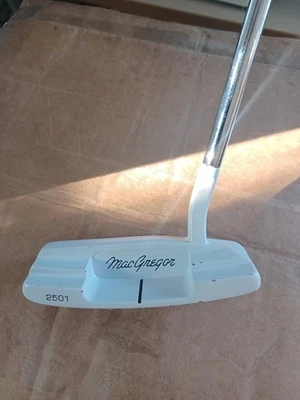 LH MacGregor Response Model 2501 White Putter Excellent Condition - Image 1 of 4