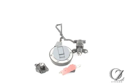08-12 Triumph Street Triple R 675 Ignition Lock Gas Cap Seat Set with Key Foto 1 de 4