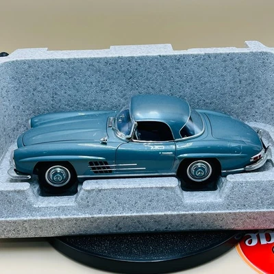 Norev 1/18 Mercedes-Benz 300 SL W198 Roadster 1957-1963 light blue B66040696 - Image 1 of 4