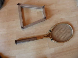 ANTIKER HOLZ TENNISSCHLÄGER Bocla Schläger Paris j.boceklage - Bild 1 von 1