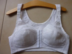 BH zur Korrektur der Körperhaltung, Rückenstütze, Gr. 75B, NEU - Bild 1 von 10