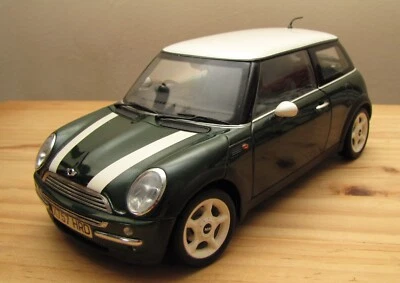 Kyosho Mini Cooper dark green model 1/18 scale Diecast car miniature w/ UK plate - Image 1 of 4