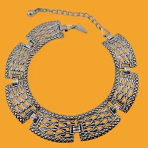 Vtg Silvertone Chain Choker Necklace Scale-Pattern Wide Link 70s collar 12-16 B6 - Picture 1 of 6