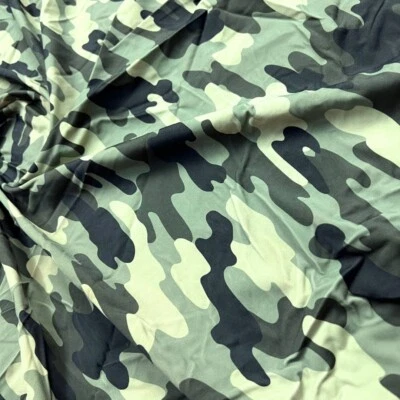 Tela de nylon spandex con estampado de camuflaje militar verde 4 vías elásticas para trajes de baño Foto 1 de 4