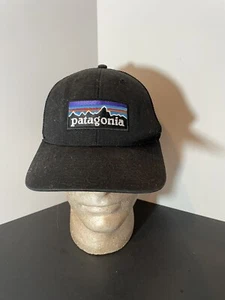 Patagonia schwarze Truckermütze Kappe Netz Netz plus Rücken Druckknopflasche Einheitsgröße - Bild 1 von 8