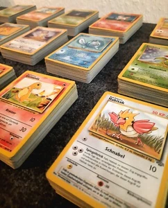 50 deutsche Pokemon Karten Sammlung inkl. Vintage Karten | mind. 20 Jahre alt! - Bild 1 von 3