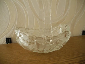 Niedliches Glaskörbchen mit Henkel Original Waltherglas - Bild 1 von 2