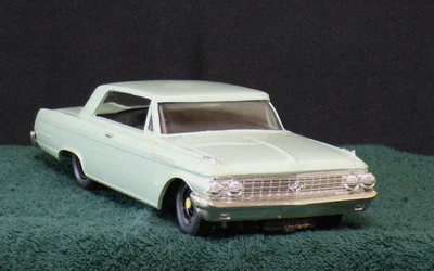 Ford 1962 modelo de techo rígido orientable. ESTO ES VERDE CLARO. REBAJADO. Foto 1 de 4