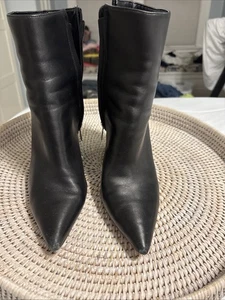 Nine West schwarz spitz Keilabsatz Bootie Leder Größe 8,5 - Bild 1 von 6