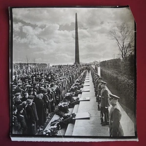 Original Ukraine USSR Artistic PHOTO 1960 WW2 Memorial // Black/White 21" SIGNED - Picture 1 of 10