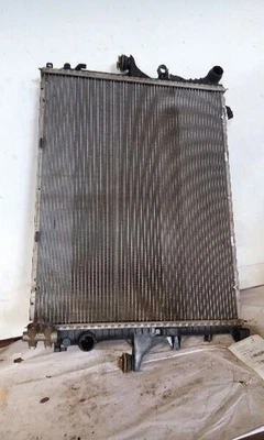 03-06 08-10 Radiador Porsche Cayenne 3,2 litros 6 cilindros Foto 1 de 4