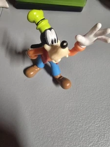 Goofy Waving Disney Figure Goofy Cake Topper Just Play 3" Plastic - Picture 1 of 2