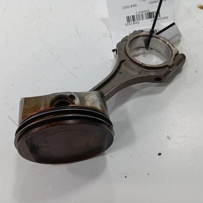 Jeep Compass 2.4 Single Piston With Connecting Rod   2021 2020 2019 2018 2017 - Image 1 of 4