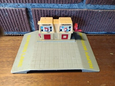  Gas Station Toy Pump Made In Hong Kong JRI Happy Motoring Express  - Image 1 of 4