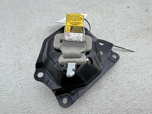2011-2014 Toyota Sienna 3rd Row Center Side Seat Belt Retractor OEM - Picture 1 of 6