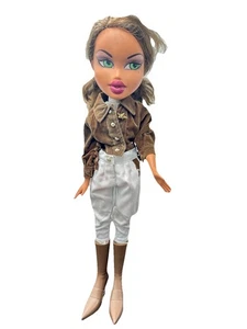 Muñeca Bratz 2008 MGA Entertainment grande Bratz Yasmin 24" jugada con estado - Imagen 1 de 10