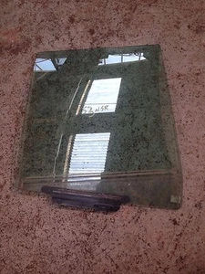 Window Glass N/S/R LH Rear for Jeep Grand Cherokee WJ 2003 - Picture 1 of 2