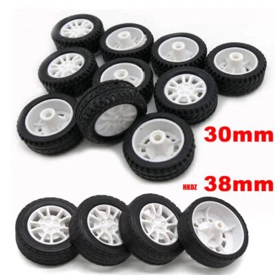 30mm/38mm Räder Gummi Reifen Kunststoff Radnaben RC Modellbau Fahrzeug DIY 1:20 - Bild 1 von 4