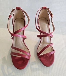 Dream pairs high heels GiGi Size 6.5 Red - Picture 1 of 7