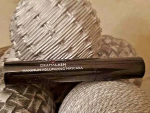 Laura Geller Drama Lash Maximum Volumizing Mascara "black" NEW! - Picture 1 of 2