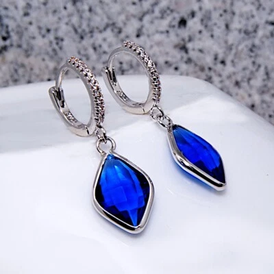 Dameohrringe charismatische Ohrringe vergoldet Gold K18/750er blaue Saphir Topas - Bild 1 von 3