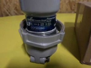 COOPER/CROUSE HINDS CCP3033BC 30A 3W 3P 600VAC PLUG - Picture 1 of 3