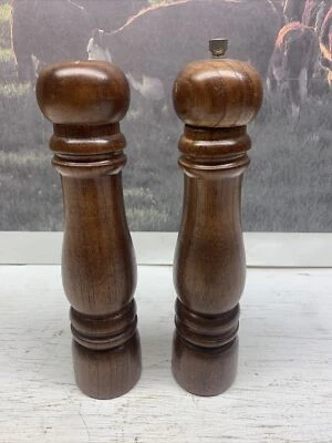 Vintage High Gloss Wooden Salt Shaker And Pepper Grinder Mill Set 8”Tall - Image 1 of 3
