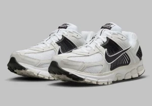 Nike Air Zoom Vomero 5 White Black Panda Sneakers FB9149-101 Men's Size 11.5 - Picture 1 of 7