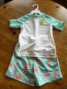 TOMMY BAHAMA Boys Tropical 2-Piece Rashguard Swim Set Shirt Size 5 - Picture 1 of 3