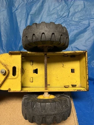 Tonka Toys 1960s Vintage Pressed Steel Log Trailer W/ Logs Original Paint As-Is - image 1 of 4