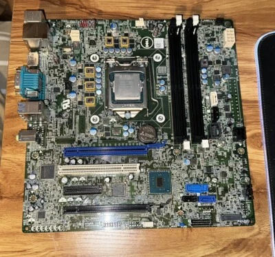 Procesador Intel Xeon E3-1270V5 3,6 GHz 4 núcleos 8 hilos 8GT/s LGA 1151 Foto 1 de 3