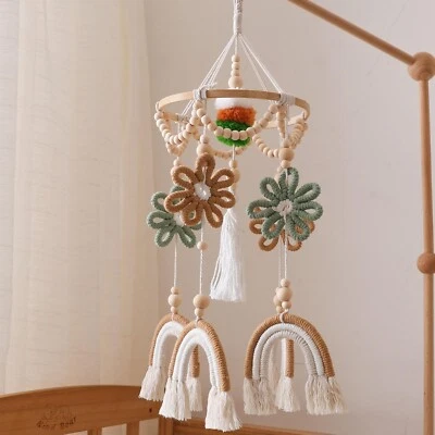 Móvil de cuna de bebé boho hecho a mano - decoración de macramé de flores y arco iris, neutro Foto 1 de 4