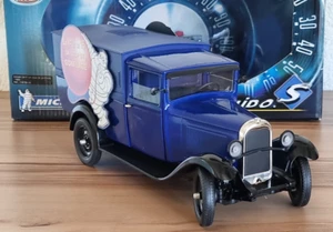 Citroen C4 F (1930) "Michelin" Blu SOLIDO 118700 confezione originale 1:18 rara - Foto 1 di 4