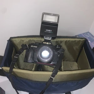 Minolta X-700 analoge 35-mm-Spiegelreflexkamera Kit mit 50-mm-Objektiv -2, Blitz & extra getestet - Bild 1 von 24