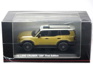 KYOSHO 1/43 TOYOTA LAND CRUISER 250 ZX FIRST EDITION SAND/ LIGHT GRAY KS03927SG1 - Picture 1 of 6