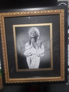 Jayne Mansfield Signed Framed B/W 8x10 Promotional Photo JSA COA - Picture 1 of 3