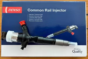 DIESEL FUEL INJECTOR SET TOYOTA LANDCRUISER V8 70 79 SERIES 1VD-FTV.3YR WARRANTY - Picture 1 of 1