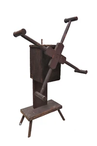 Primitive Wood Yarn Winder - Antique Farmhouse Country Decor - Picture 1 of 10