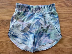 All In Motion Girls Running Shorts XS Tie Dye Watercolor Activewear Lined - Picture 1 of 3