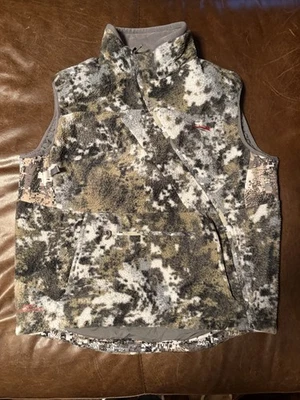 Sitka Fanatics Vest Optifade Elevated II Men's Large - Image 1 of 3