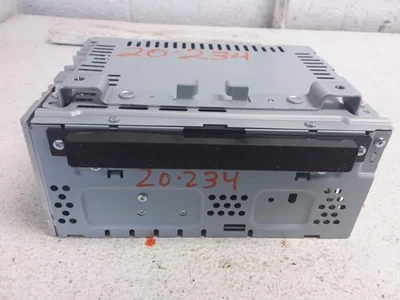 Radio Receiver AM-FM-CD-MP3 Fits 17-19 ESCAPE 856783 ID # GJ5T19C107BE  - Image 1 of 4