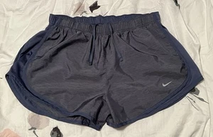 Nike Shorts Damen Größe Large Dri-Fit blau Laufen Fitnessstudio Activewear Fitnessstudio Freizeit - Bild 1 von 6