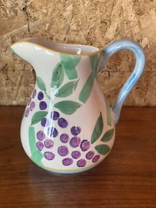Oggi Corporation USA Pitcher Vi Rage Grapes Wine Vineyard - Picture 1 of 9