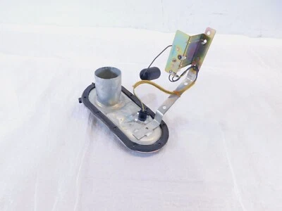 Unidad de envío de tanque de combustible Harley Davidson Touring Road Glide y Electra Glide Foto 1 de 4