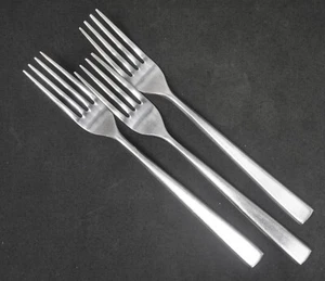 Mikasa Wellenlänge Edelstahl Salatgabel 3er Set. 7 3/8" lang - Bild 1 von 1