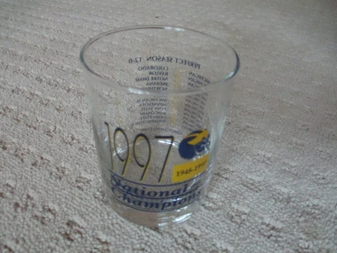 Vintage 1997 University of Michigan National Champs Souvenir Rocks  Glass  * Cover