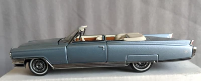 FRANKLIN MINT 1:43 1963 CADILLAC ELDORADO CONVERTIBLE BLUE DIECAST MODEL CLEAN! - Image 1 of 4