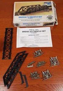 Vintage Bachmann Bridge And Trestle Train Set HO Scale No 2924 17 Pieces - Picture 1 of 5